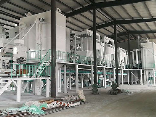 <a href=http://http://m.g-ma.cn/product/6/ target=_blank class=infotextkey>玉米加工機(jī)械</a>