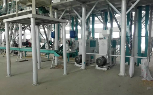 <a href=http://m.g-ma.cn/product/6/ target=_blank class=infotextkey>玉米深加工機(jī)械</a>